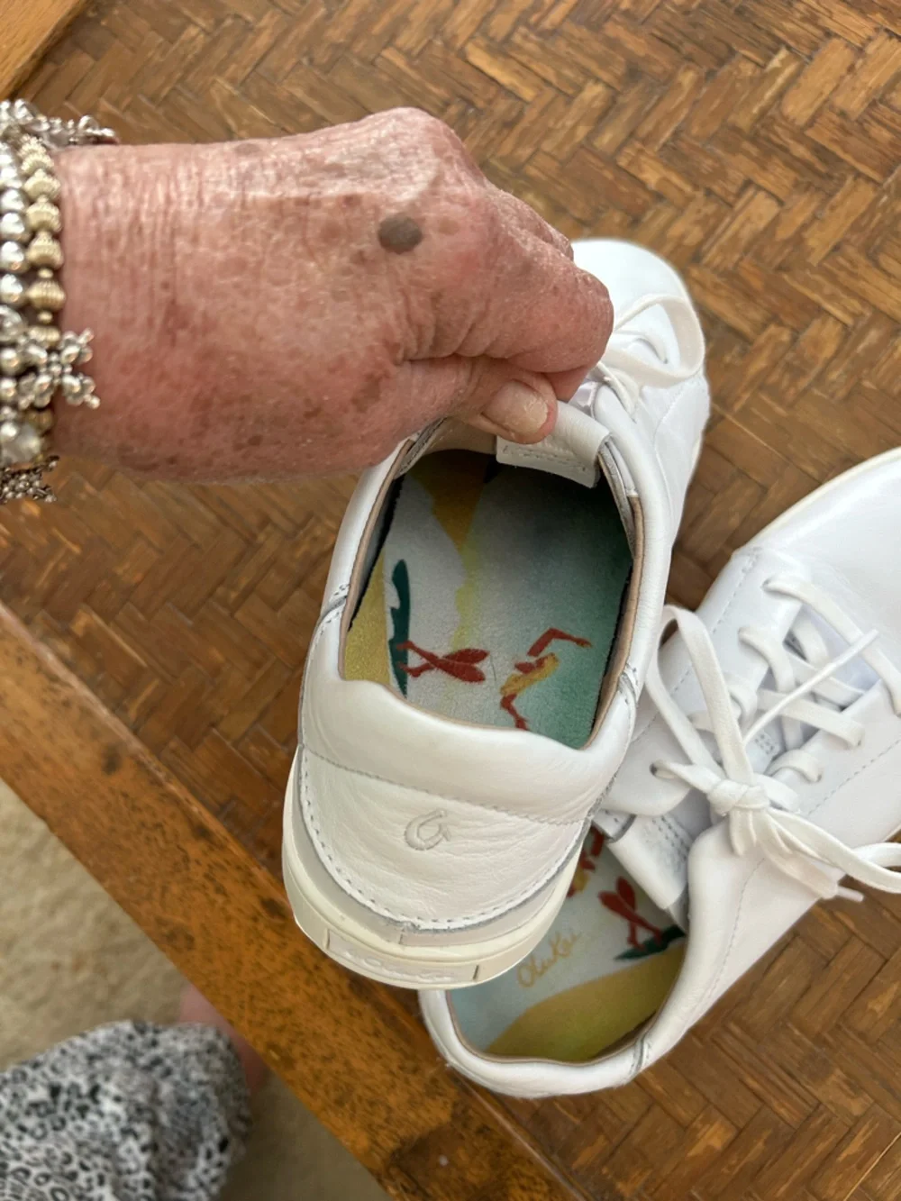 Olukai Pehuea Lil’lli Leather Low-Top Lace-Up Sneakers